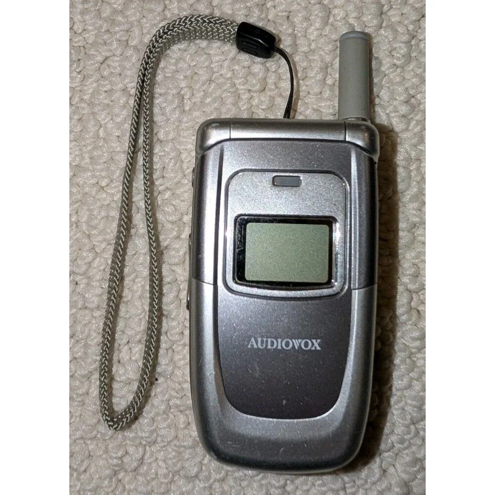 AUDIOVOX UTStarcom CDM8615pp CDM8615 CDM-815 FLIP Cell Phone Untested